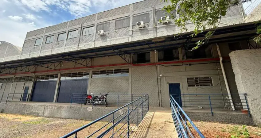 Excelente pavilhão com doca para locação no bairro rondônia, em novo hamburgo!