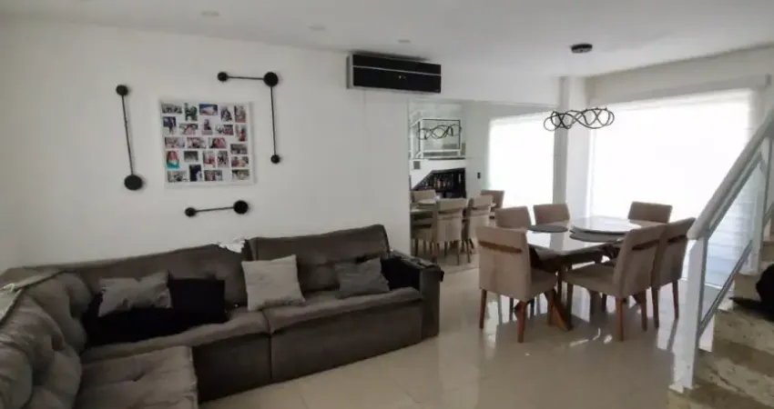 Casa triplex com lazer privativo no recreio – 4 quartos e 3 suítes