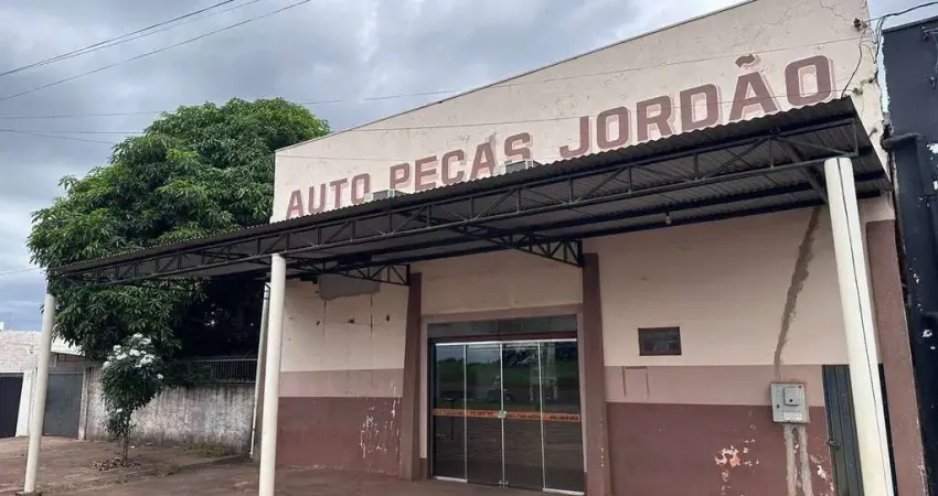Prédio comercial a venda com ótima localização, r$:500.000,00. altônia-pr