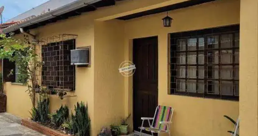 Casa em condomínio, com 2 dormitórios e garagem. cachoerinha- rs