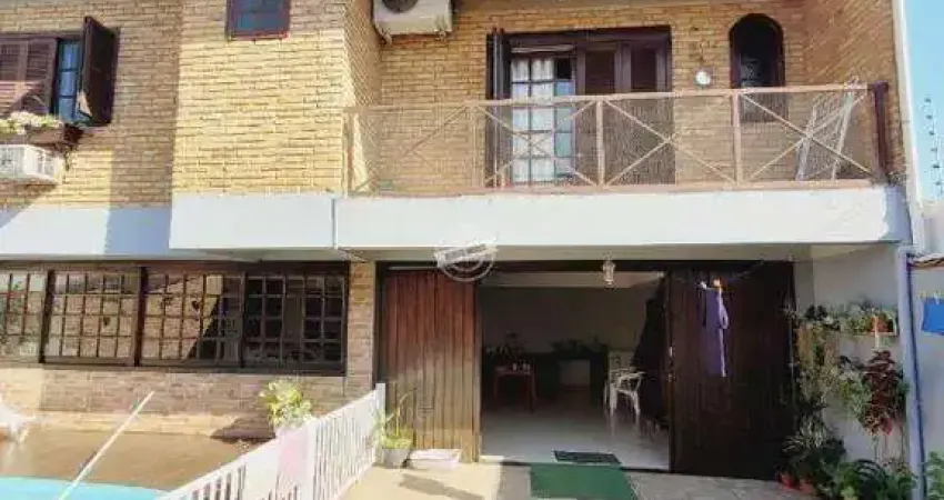 Casa com 3 dormitórios sendo 1 suíte, sacada ampla e piscina com deck cachoeirinha - rs