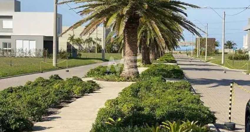 Terreno em condomínio fechado a poucos minutos da praia - capão da canoa!