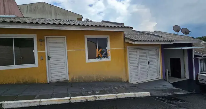 Casa em Condomínio em Barreirinha, Curitiba/PR Por R$335.000,00