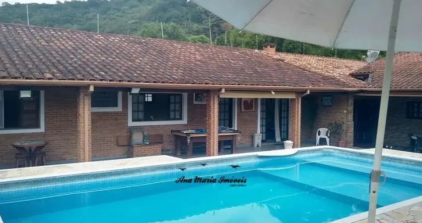 Casa com 4 quartos à venda no Massaguaçu, Caraguatatuba 