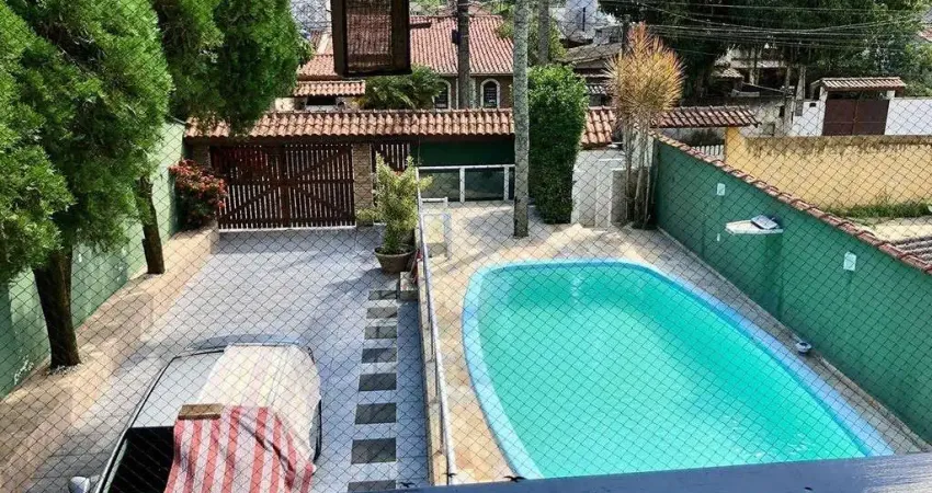 Casa com 2 quartos à venda no Getuba, Caraguatatuba