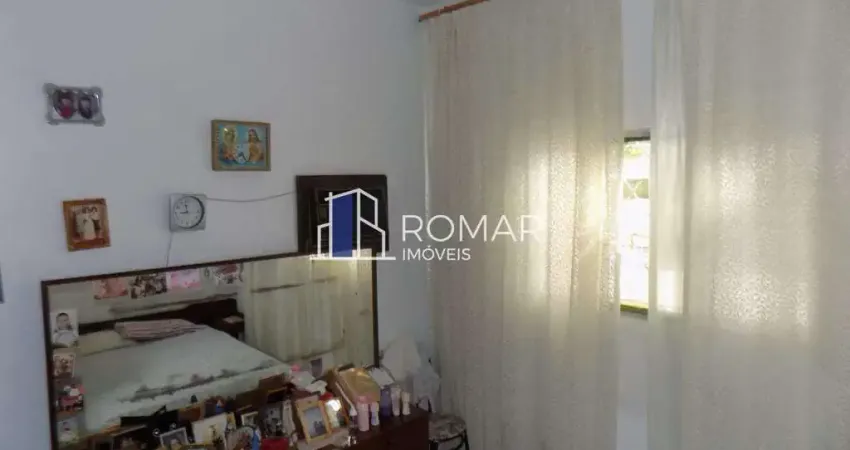 Casa à venda na Rua Nabuco de Araújo, Embaré, Santos