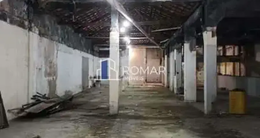 Barracão / Galpão / Depósito para alugar na Rua Amador Bueno, Centro, Santos