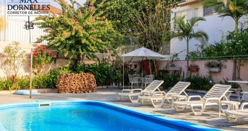 Casa em condominio fechado à 100 metros da praia dos ingleses