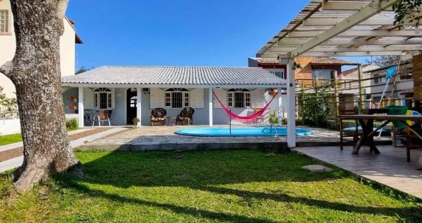 Casa com 3 dormitórios à venda, 120 m² por r$ 1.670.000,00 - centro - garopaba/sc