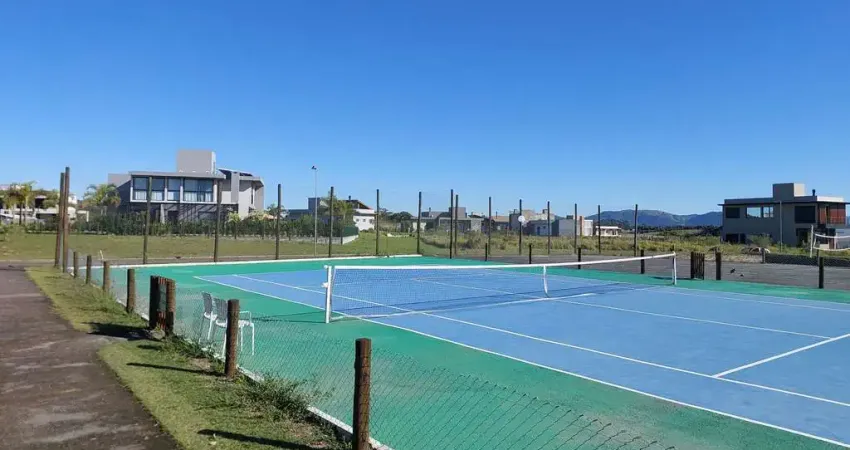 Terreno em condomínio fechado à venda em Alto Arroio, Imbituba