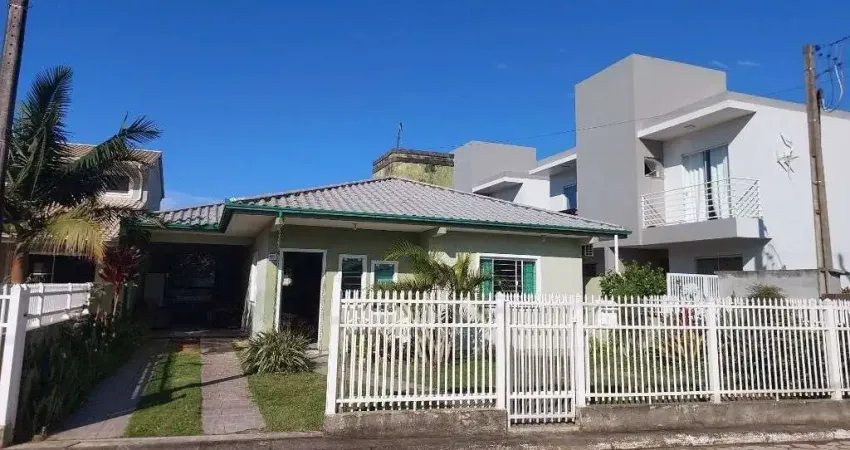 Casa com 2 dormitórios à venda, 100 m² por r$ 690.000,00 - palhocinha - garopaba/sc