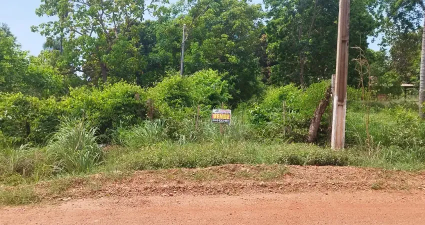 Charmoso sitio com cem por cento de aproveitamento e terra boa com poço artesiano