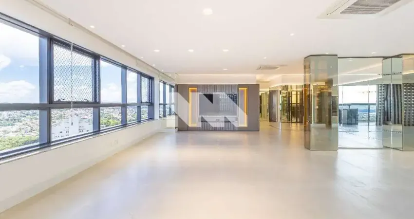 Apartamento com 3 quartos para alugar na Rua Monsenhor Ivo Zanlorenzi, 3480, Campo Comprido, Curitiba