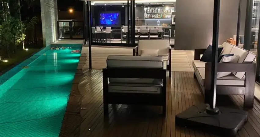 Casa em condomínio fechado com 4 quartos à venda no São Simão, Criciúma 