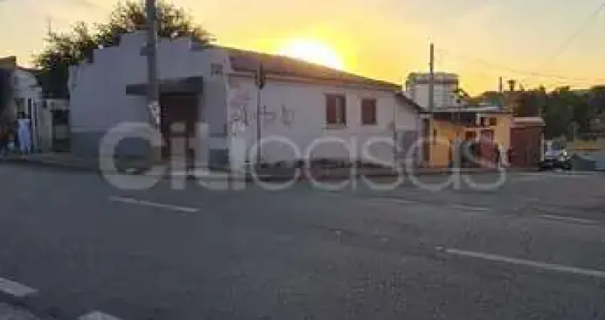Casa com 3 quartos à venda na Vila Elza, Sorocaba 