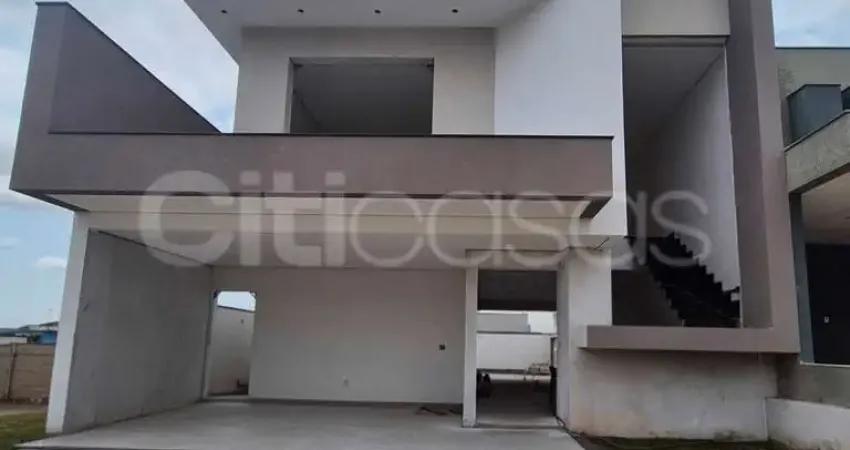 Sobrado com piscina, no condomínio campos do conde, no cajurú, distrito do éden sorocaba