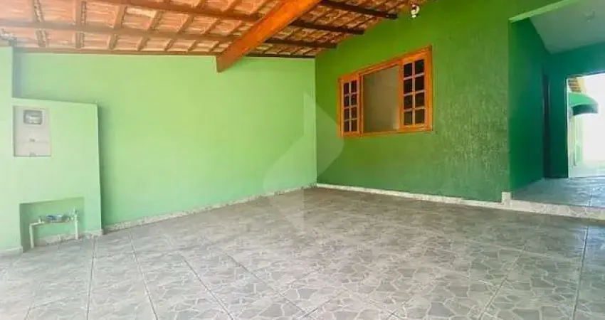 Casa com 2 quartos para alugar na Rua Antônio de Barros, Parque das Laranjeiras, Sorocaba