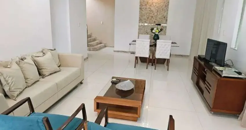 Casa com 4 quartos para alugar na Avenida Alphaville, 987, Alphaville (Abrantes), Camaçari