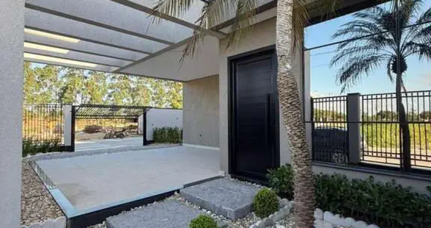 Casa de alto padrão com piscina e 3 suítes no loteamento galápagos – tijucas