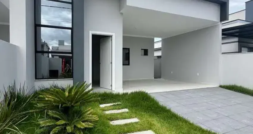 Casa com 3 quartos e amplo quintal no bosque da mata – tijucas/sc