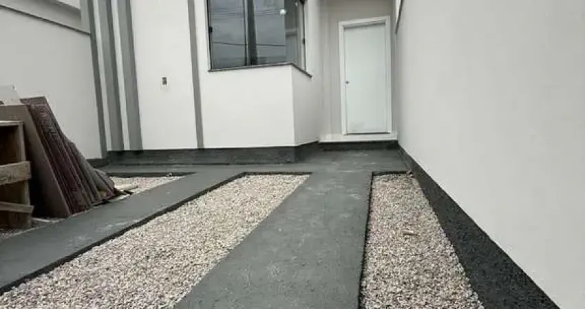 Casa com 2 dormitórios e suíte no loteamento terra firme, areias tijucas/sc