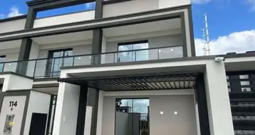 Sobrado com 2 suítes e acabamento premium no loteamento flora flora, tijucas