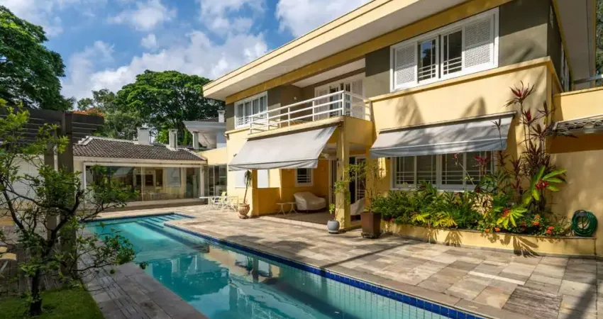 Casa em condomínio para venda e locação com 5 quartos, sendo 5 suítes, 953m²