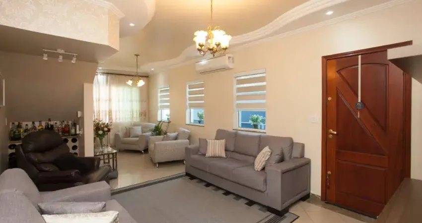 Casa tipo para venda em chácara inglesa com 3 quartos, sendo 1 suíte, 153m²