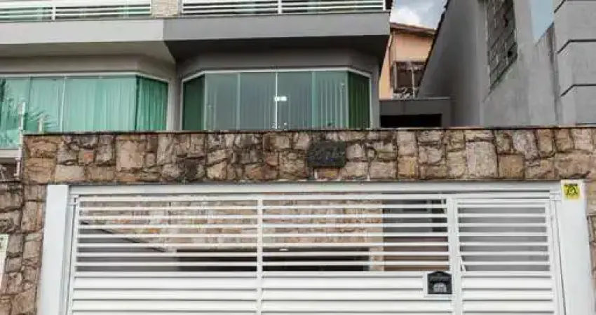 Sobrado para venda em Vila Pereira Cerca com 3 quartos, sendo 1 suíte , 138m²