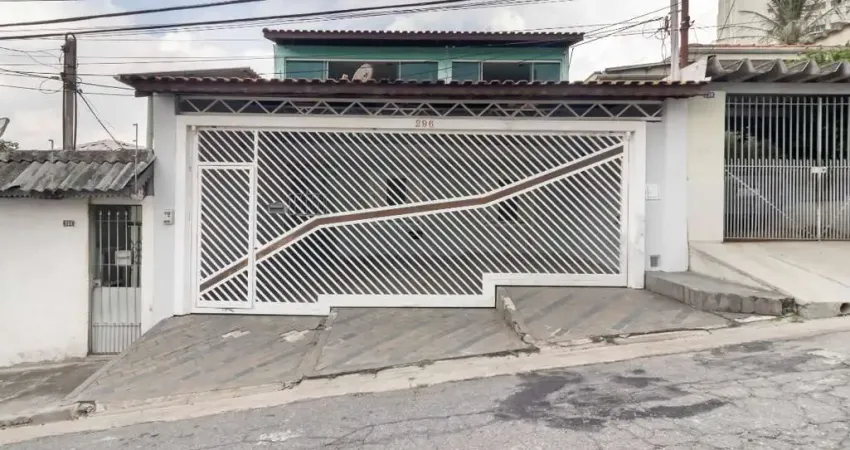 Casa para venda em Parque Maria Domitila com 5 quartos, sendo 2 suítes , 310m²