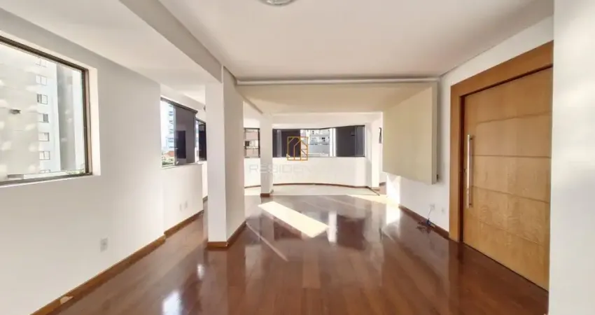 Excelente apto a venda no centro - 4 quartos 1 suite, sala ampla, 2 vagas