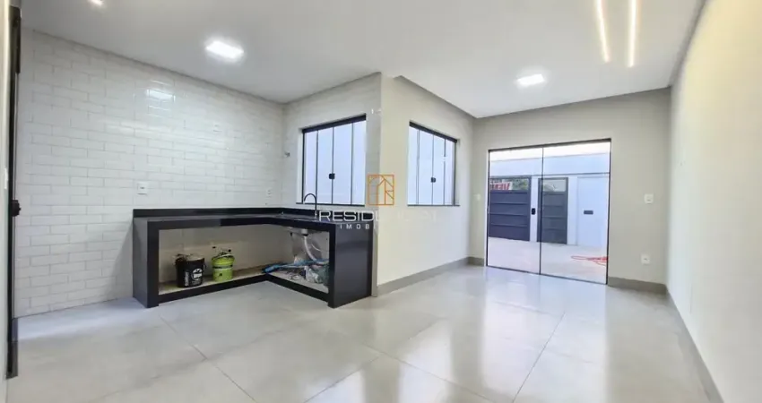 Linda casa a venda no bairro belvedere - 03 quartos /1 suíte, 2 vagas e quintal