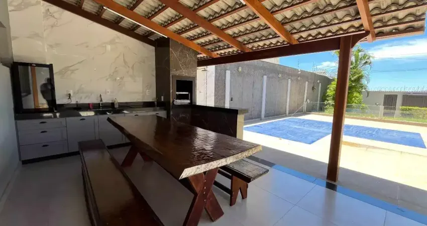 Linda casa mobiliada a venda no bairro tietê /divinópolis - 03 quartos/3 suítes, piscina