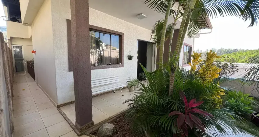 Casa ampla e confortável no bairro sidil em divinópolis - 03 quartos / 01 suíte, 02 vagas