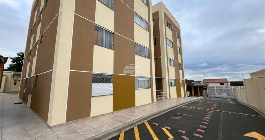 Apartamento com 2 quartos para alugar na Rua Balsa Nova, 587, Guaraituba, Colombo
