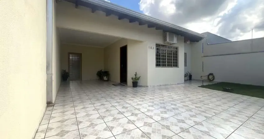 Casa com 2 quartos à venda na Rua Anhangüera, 116A, São Pedro, Londrina