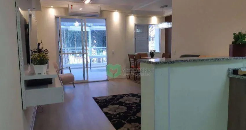 Belíssimo apartamento no melhor da vila formosa com 3 dormitórios.