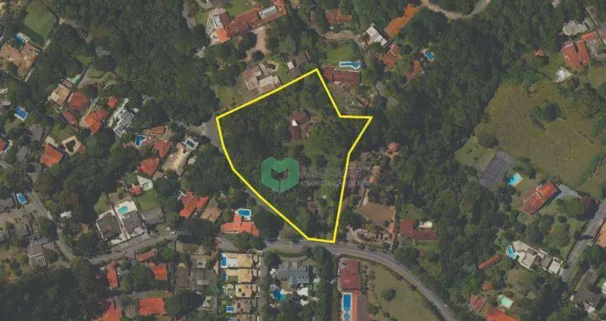 Casa com 3 dormitórios à venda, 434 m² por R$ 2.500.000,00 - Chácara dos Junqueiras - Carapicuíba/SP