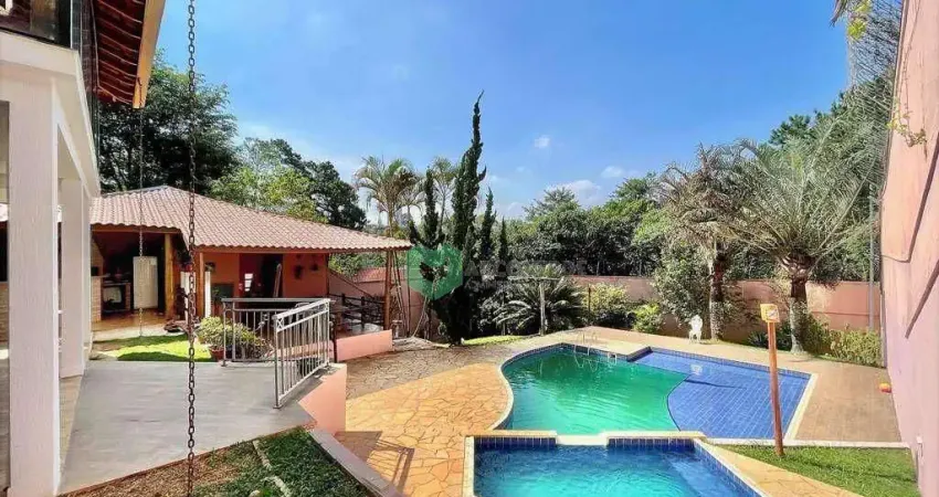 Casa com 3 dormitórios à venda, 357 m² por R$ 2.200.000,00 - Chácara das Paineiras - Carapicuíba/SP