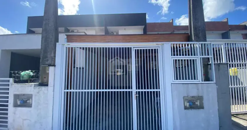 Casa com 3 quartos à venda no Jardim Iririú, Joinville 