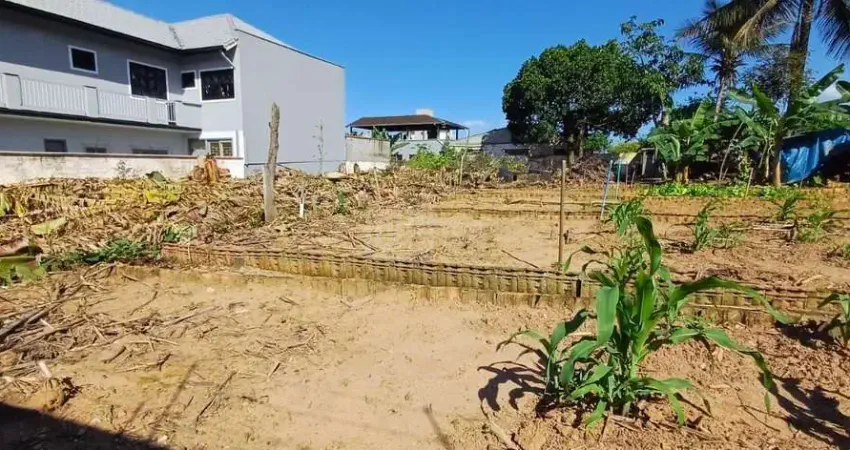 Terreno à venda no Iririú, Joinville 