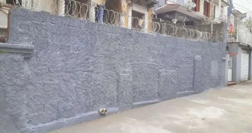 Fachada tombada - tem planta aprovada p/ construção na prefeitura. - a documentação em ordem