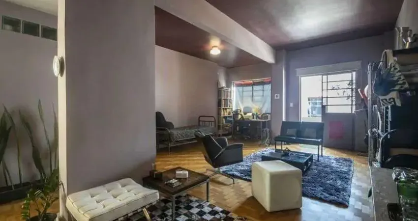 Apartamento reformado - lindo - sem vaga de garagem com 2 sacadas