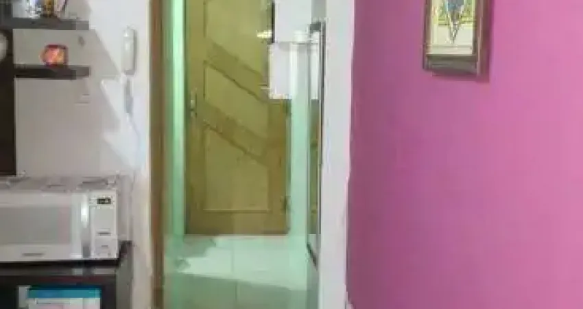 Kit, 30m2, sala/quarto armário planejado, cozinha, banheiro . sem vaga.