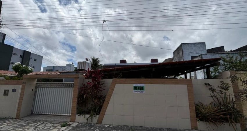 Terreno Grande e Nascente Ideal para Empreendimentos Imobiliários