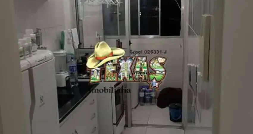 VENDE-SE APARTAMENTO NA CARMOSINA