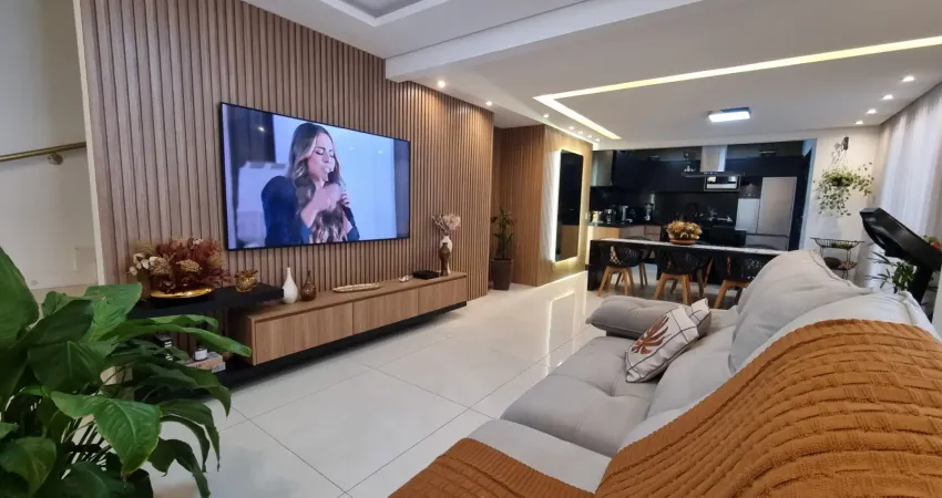 Belíssima residência de 3 dorm com 1 suíte e área gourmet totalmente planejada no Condomínio dos Passaros em Santana de Parnaíba