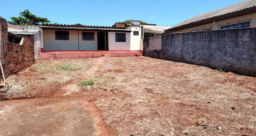 Casa com 1 dormitório para alugar, 56 m² por R$ 850,00/mês - Jardim Tókio - Londrina/PR