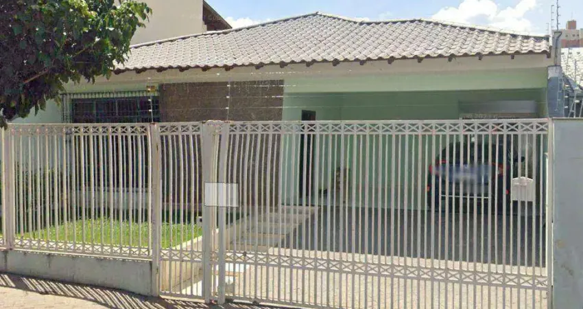 Casa com 3 dormitórios à venda, 190 m² por R$ 850.000,00 - Jardim Alvorada - Londrina/PR