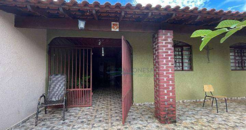 Casa com 3 dormitórios à venda, 320 m² por R$ 250.000,00 - Luiz de Sá - Londrina/PR